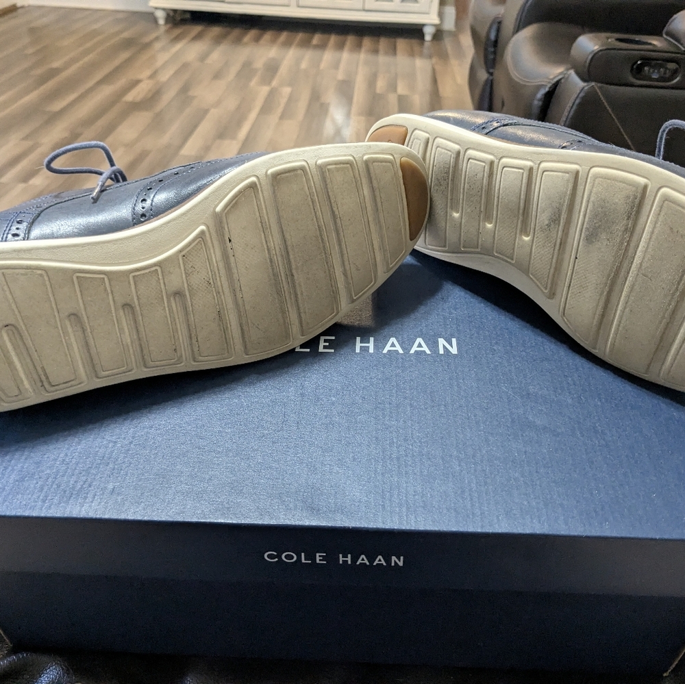 Cole Haan Men's Oxfords - Navy Blue 13M - Picture 3 of 4